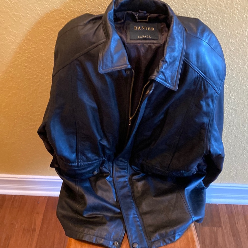 Luxury Black Business Leather Winter Overcoat. Excellent Condition.